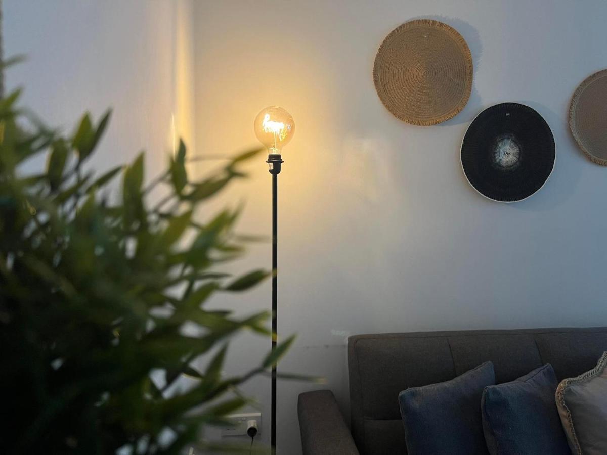 Appartement Luxury Lavender à Larnaca Extérieur photo