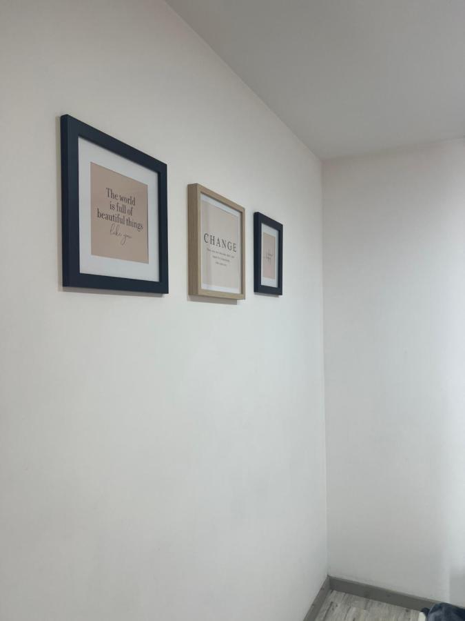 Appartement Luxury Lavender à Larnaca Extérieur photo